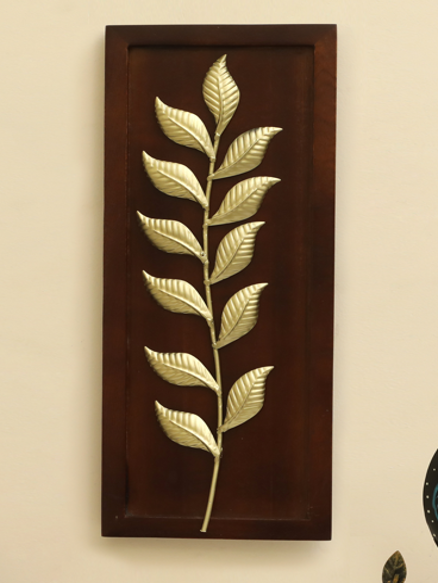 W-Evan Leaf Wall Décor on Wooden Frame