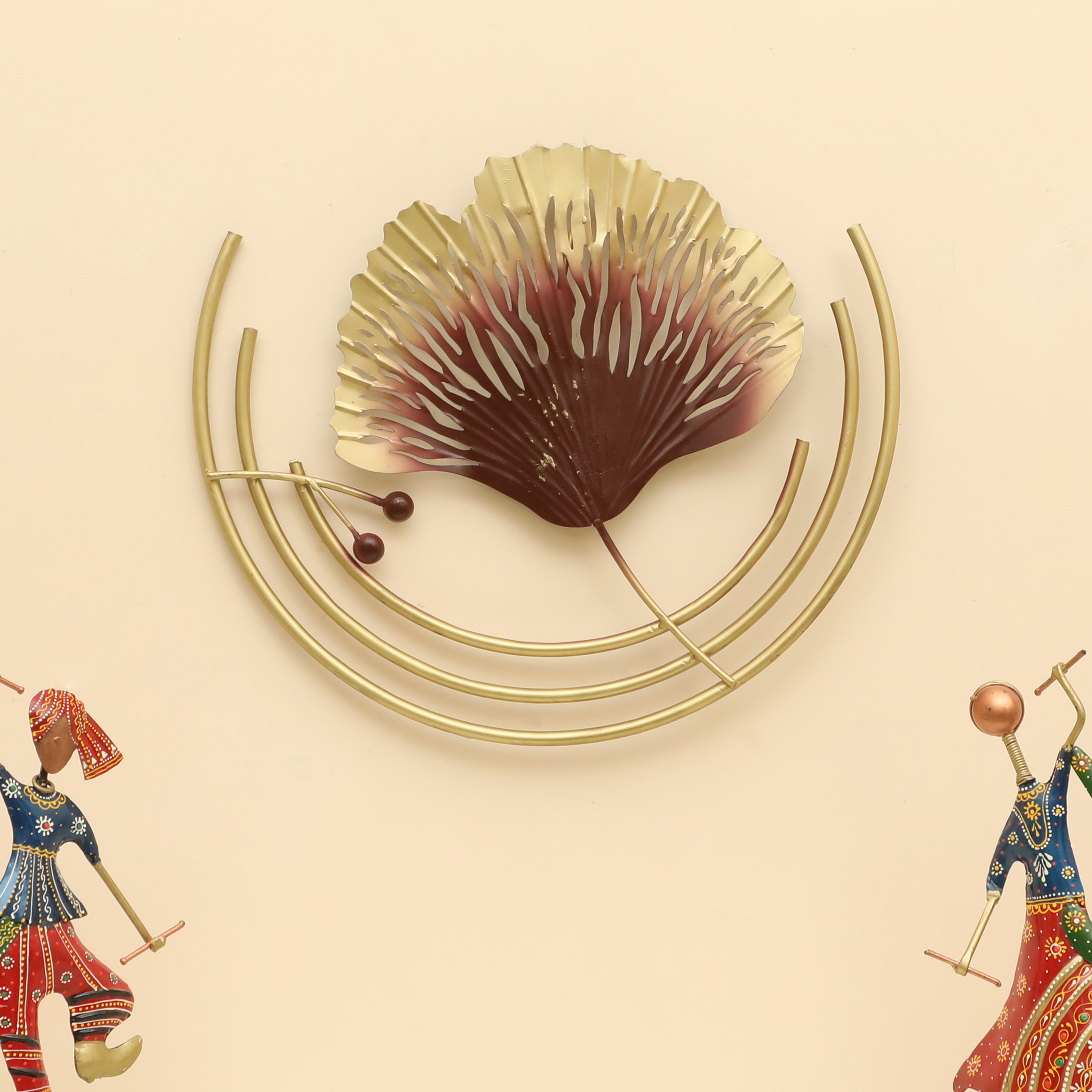 Metal Elena Leaf Wall Hanging