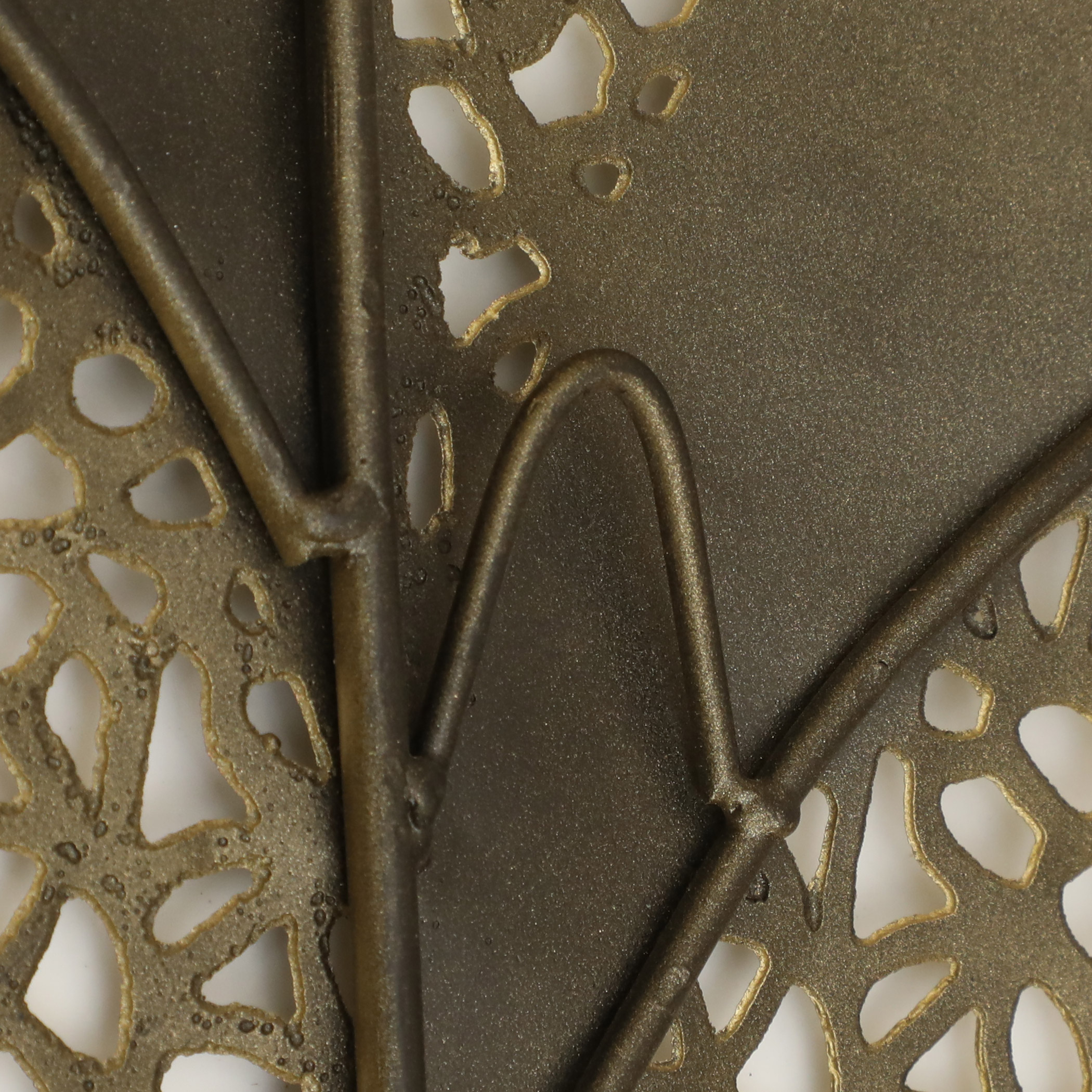 Metal Elena Leaf Wall Hanging - Image 4