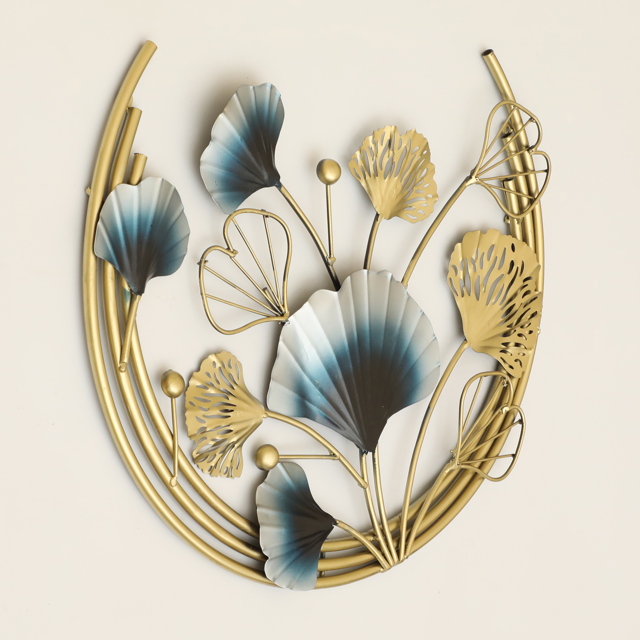 Metal Taro Ginko Leafs Wall Hanging - Image 3