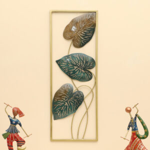 Metal Rectangular Ellena Three Leaf Wall Frame