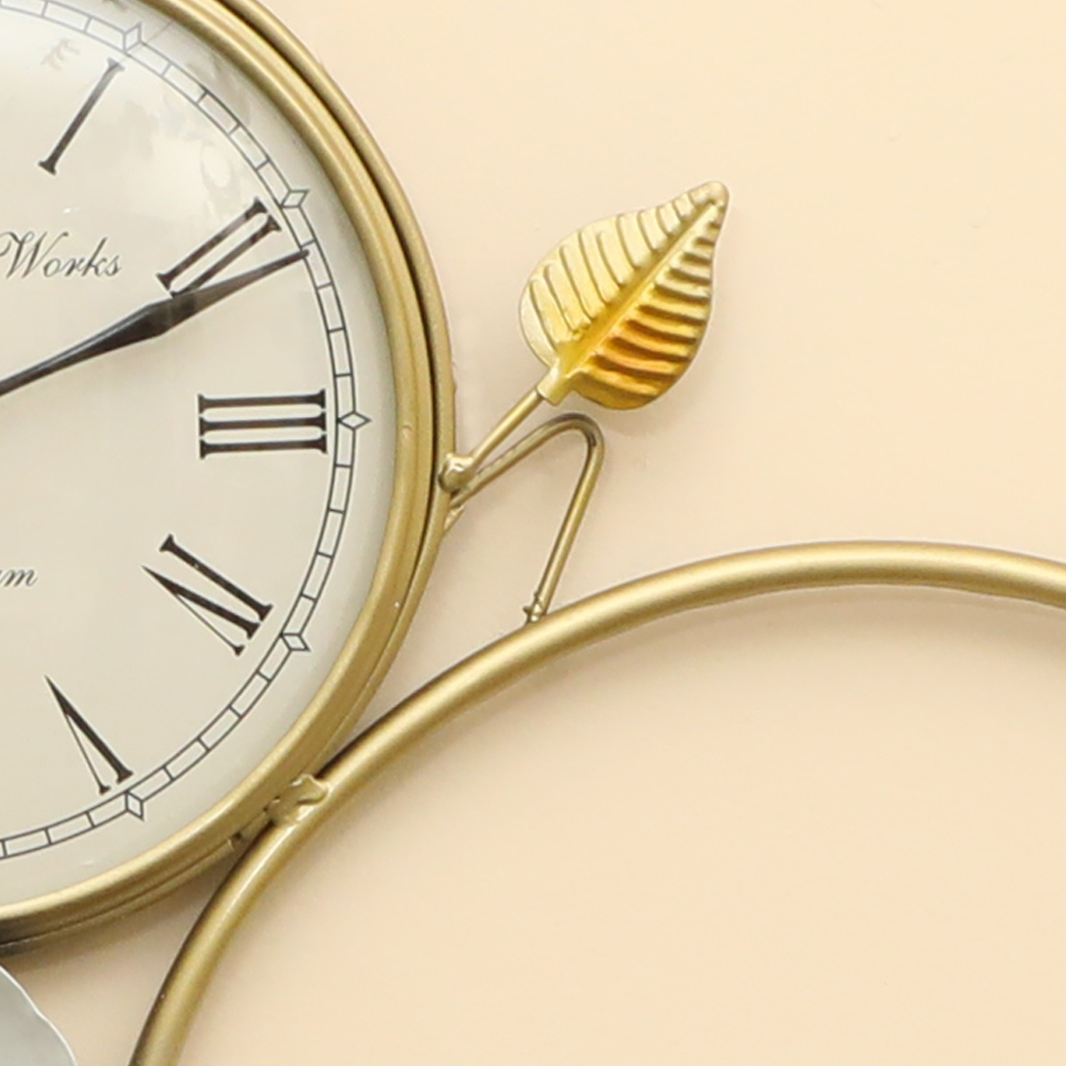 Metal Waterhouse Flower Wall Decor With Clock - Image 4