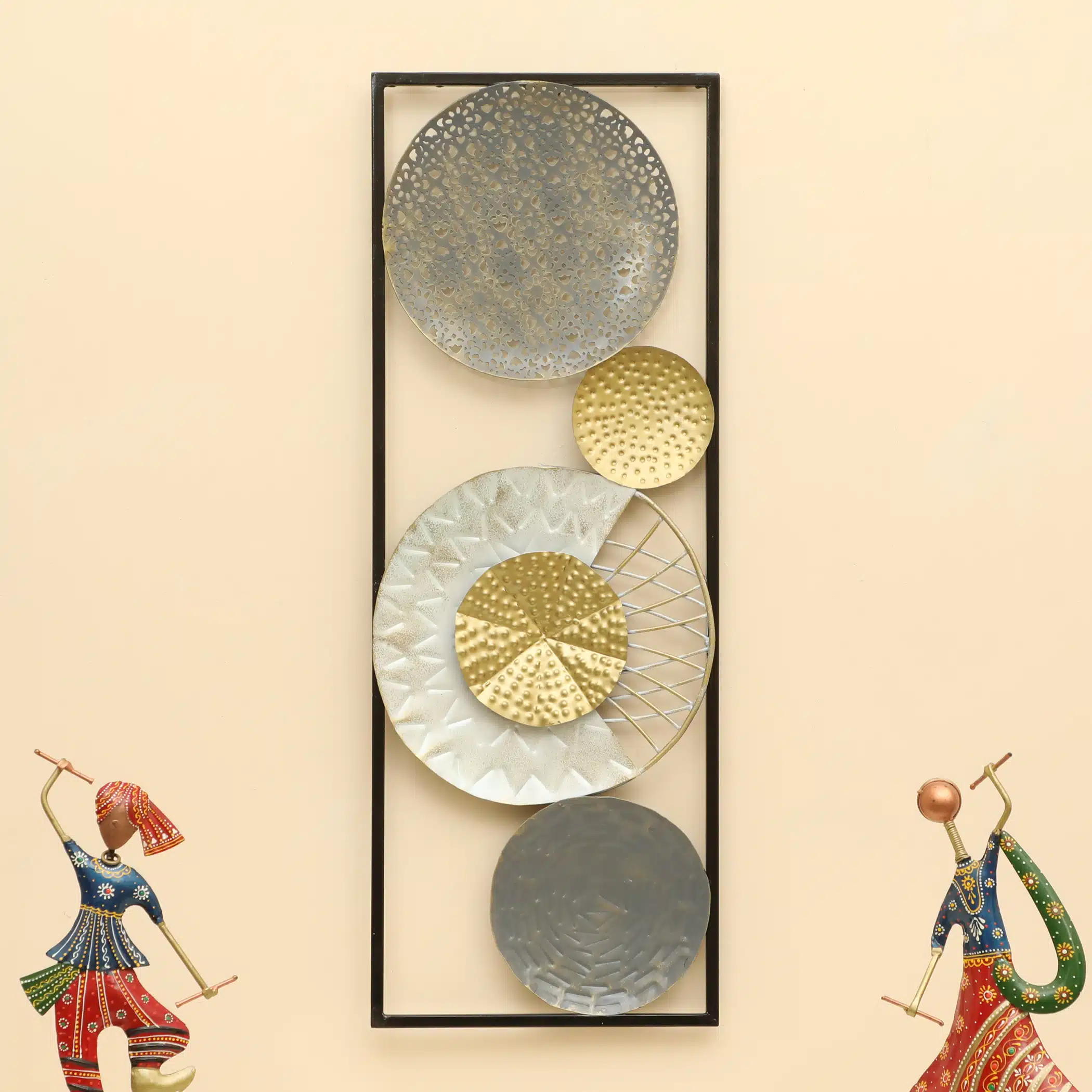 Rectangular Wall Frame – Brat Abstract Metal Wall Art