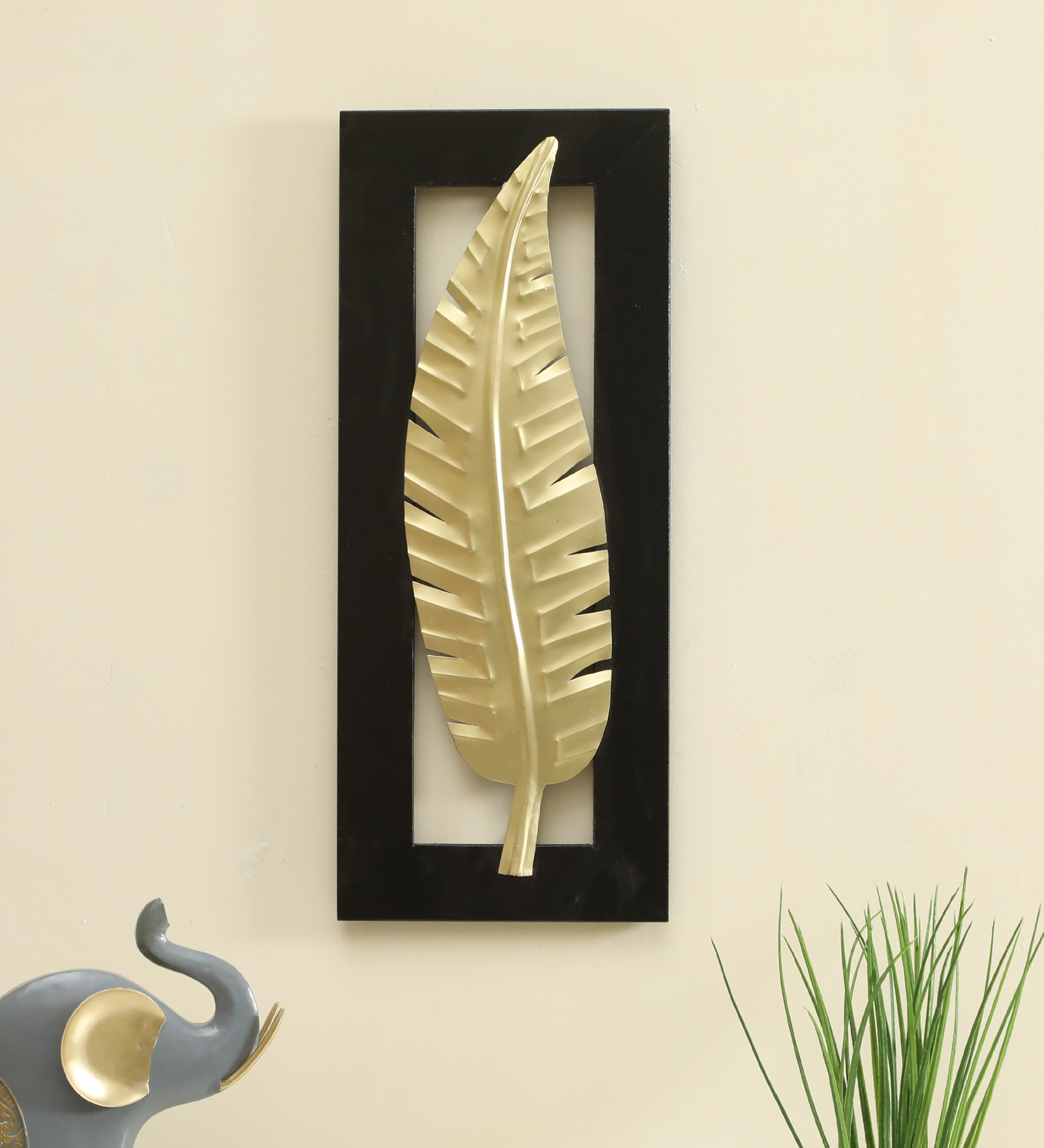 Metal & MDF Vantara Leaf/4 Wall Frame