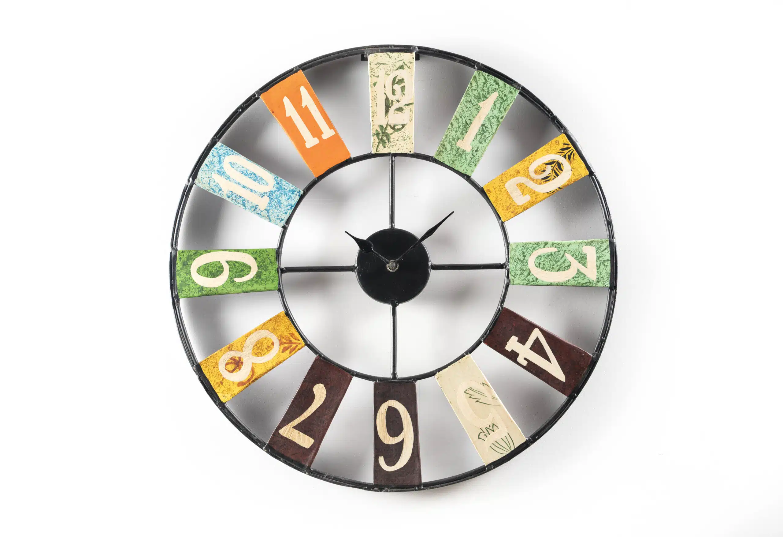 Darsh Metal Wall Clock - Image 2