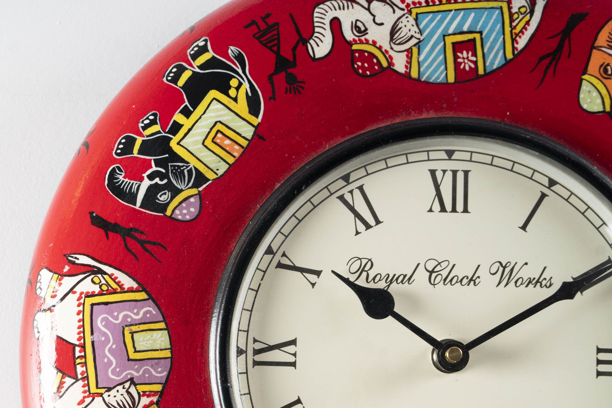 Royal Handpainted Wooden Wall Clock - Image 5