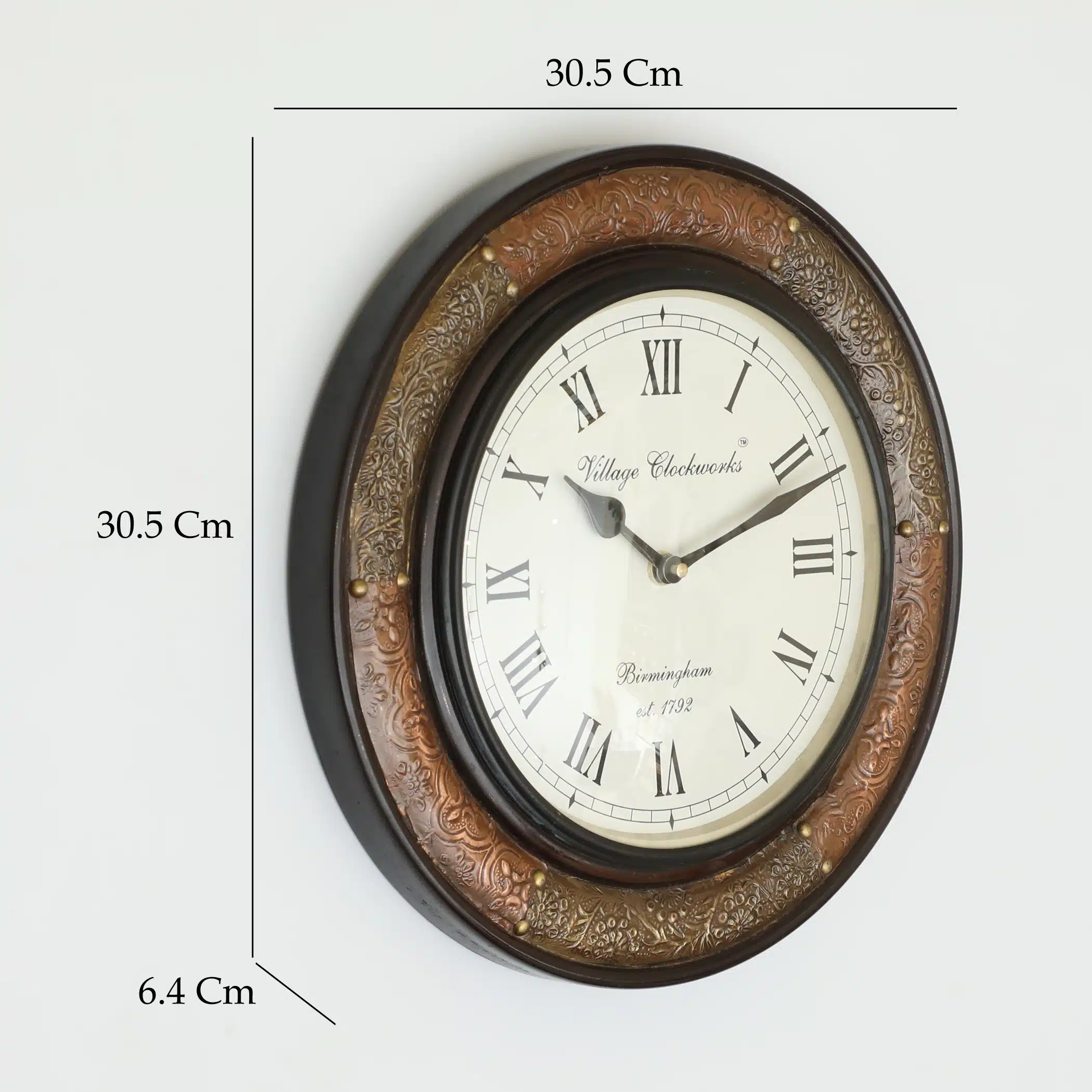 Bourbone Heritage Brass Wall Clock for Traditional Living Room Decor - Image 3