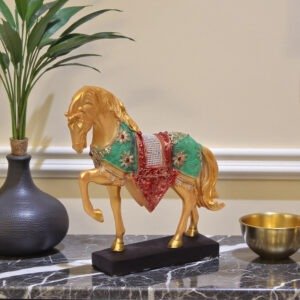 Polyresin Golden Jewellery Horse/1 Table Decor Sculpture