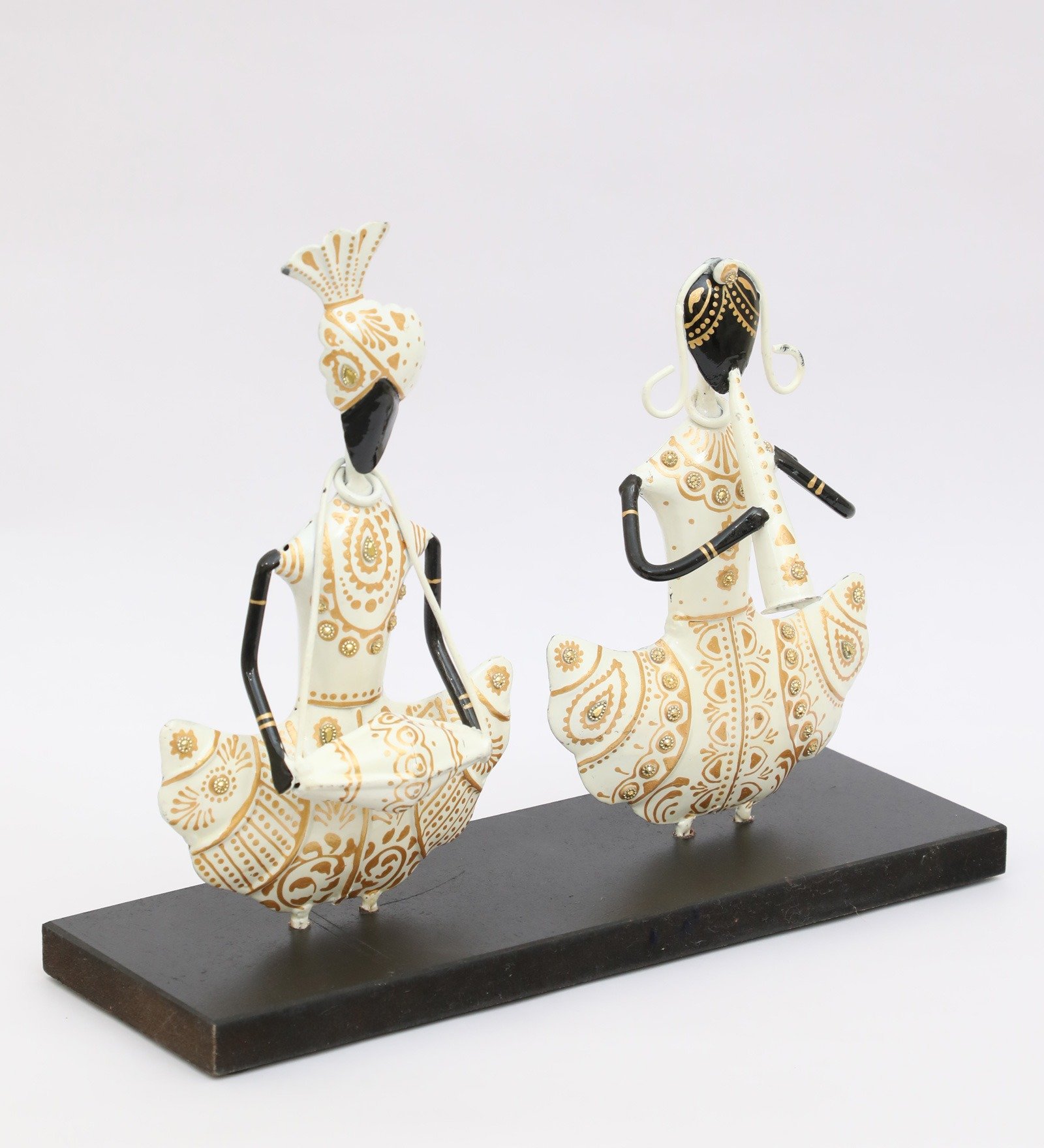 Metal Multicolor Rika Couple Musician Table Decor Showpiece - Image 2