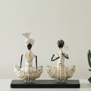 Metal Multicolor Rika Couple Musician Table Decor Showpiece