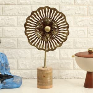 Metal & Wood Multicolor Sorn Rays Flower Showpiece Table Decor