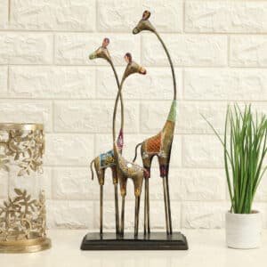 Handpainted Multicolor Metal & Wood Goldie Giraffe/2 Figurine Table Decor Showpiece