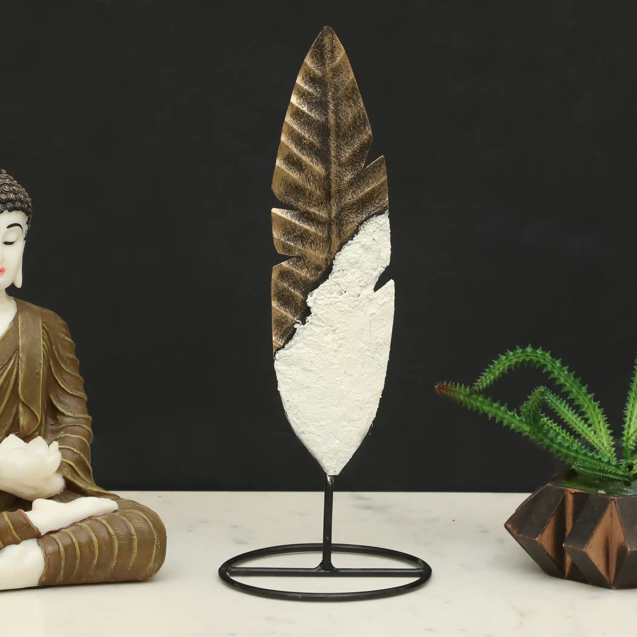 Metal & Ceramic Cyrus Palm Leaf Big Showpiece Table Decor