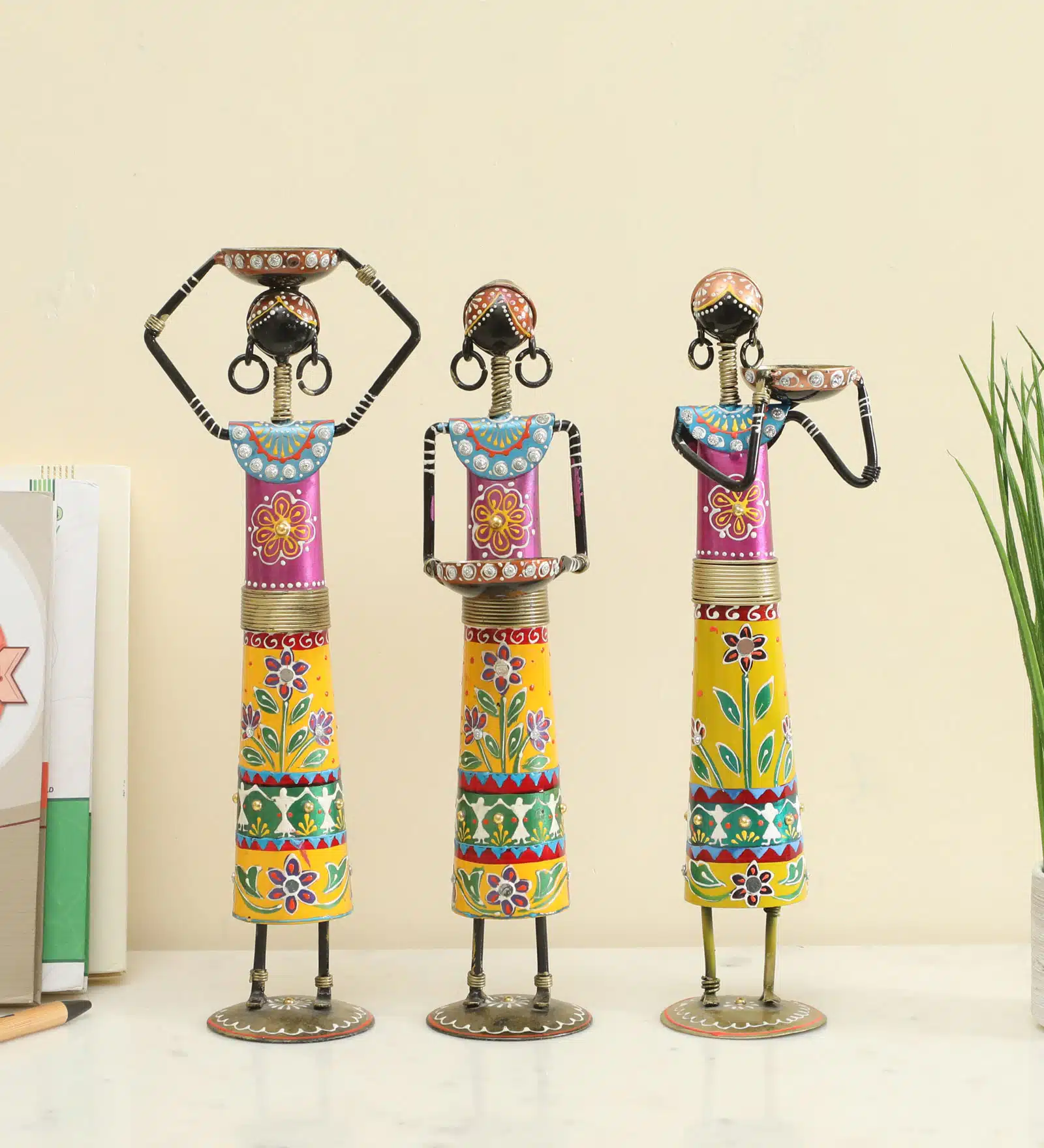 Designer Doll Set Showpiece Multicolor Metal Table Decor Set of 3