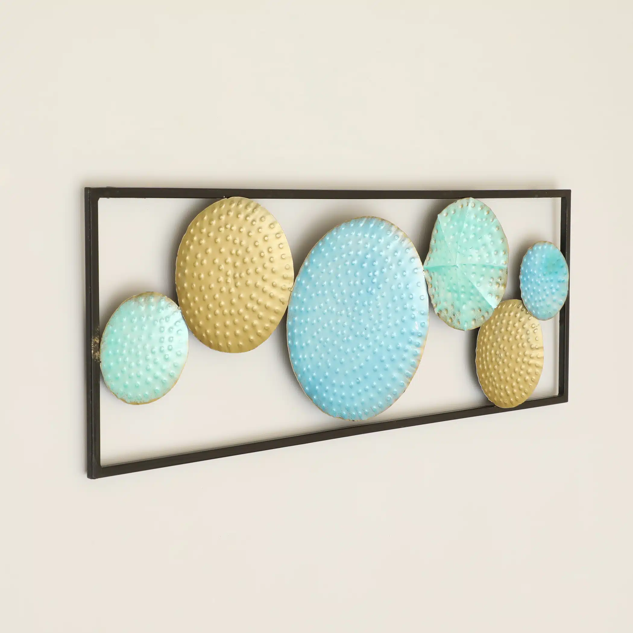 Rectangular Wall Decor – Basil Hammered Metal Wall Frame - Image 2