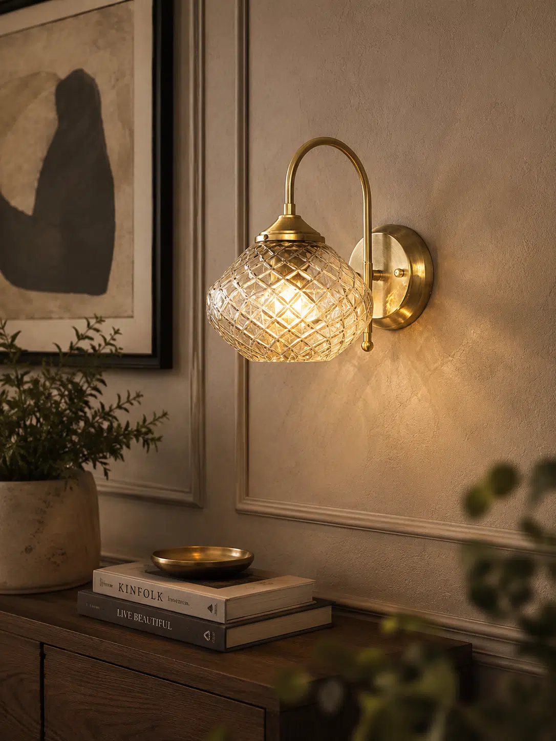 Vintage Brass Wall Light - Diamond Cut Glass E27 Wall Sconce - Image 4