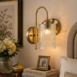 Vintage Brass Wall Light - Ribbed Crystal Glass E27 Wall Sconce