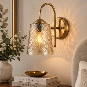 Vintage Brass Wall Sconce - Textured Crystal Glass E27 Wall Light
