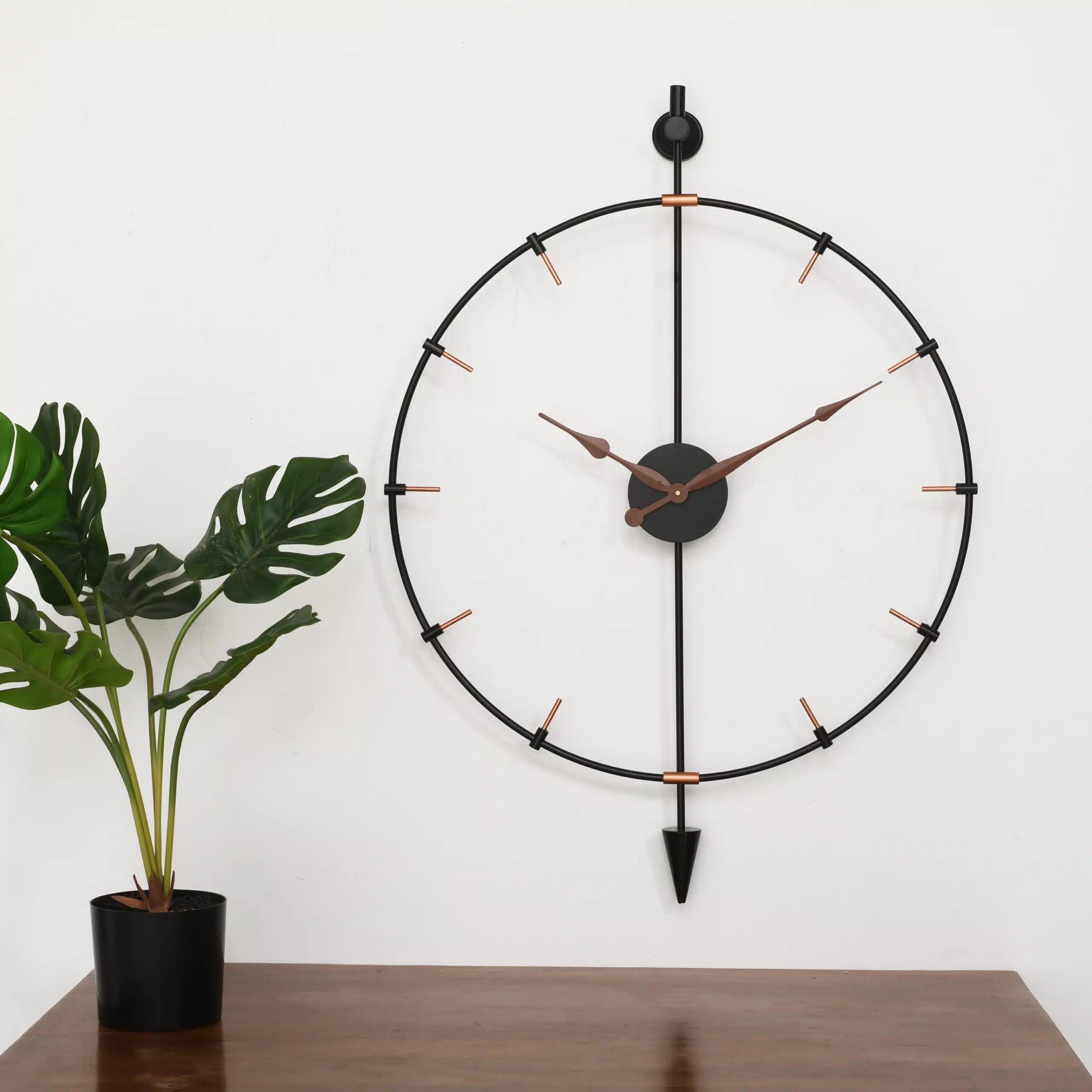VEDAS Compass Arrow Clock | Decorative Wall Clock - Image 4